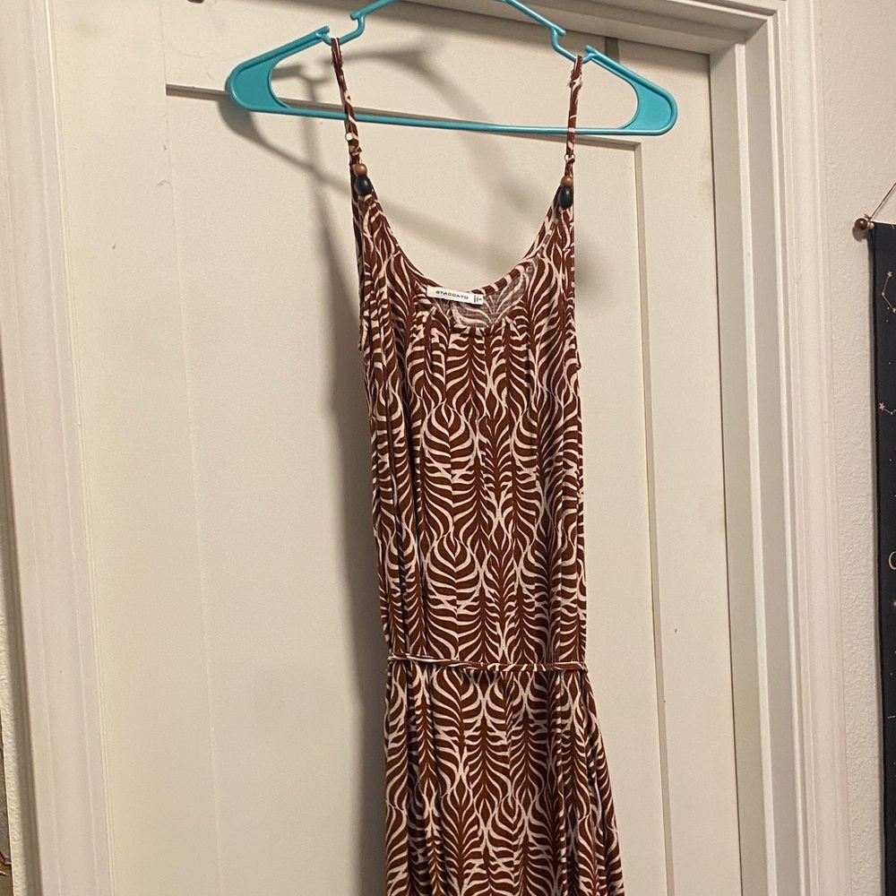 Brown & White Printed Sleeveless Maxi Dress NWOT
With pockets